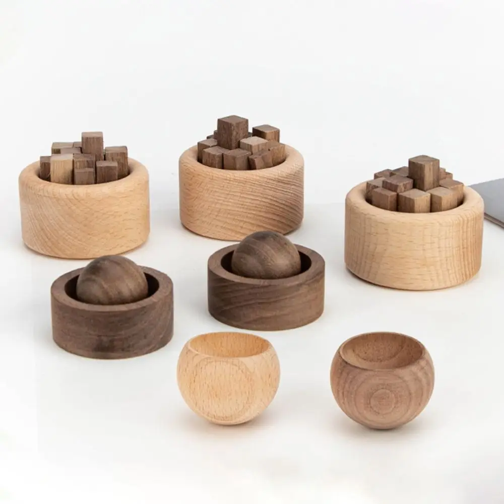 Perfume Volatile Aromatherapy Diffuser Spheres Refillable DIY Wooden Essential Oil Diffusers Creative Unique
