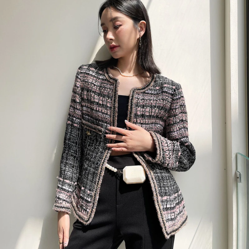 High-end Designer Women Tweed Coat Harajuku Fashion Lace Buckle Retro Fragrance Metal Chain Plaid Jacket Female Coat Outwear