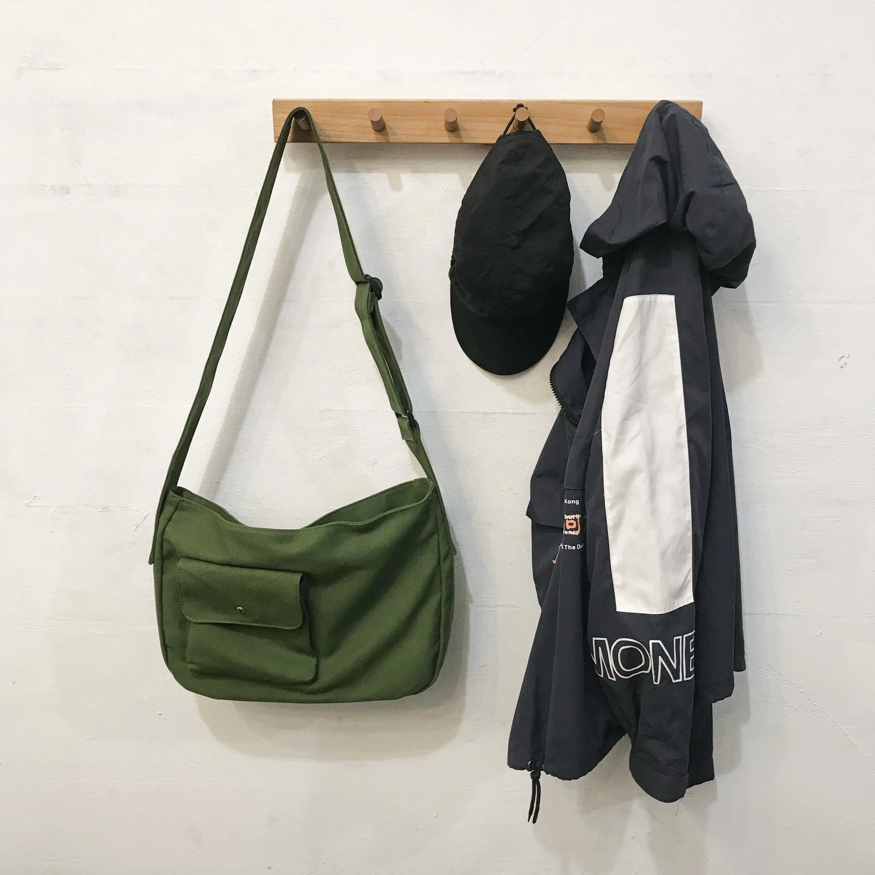 Korean Canvas Multi Pockets Canvas Big Size Handbag Female Male Teenager Student Over Large Street Hip Hop  Zipper Messenger Bag