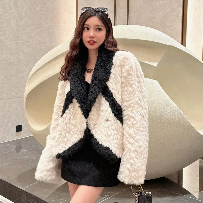 2023 winter new temperament black and white patchwork fur coat for women imitation lamb wool thick warm outwear loose short top 2023 Winter New Temperament Black and White Patchwork Fur Coat for Women Imitation Lamb Wool Thick Warm Outwear Loose Short Top