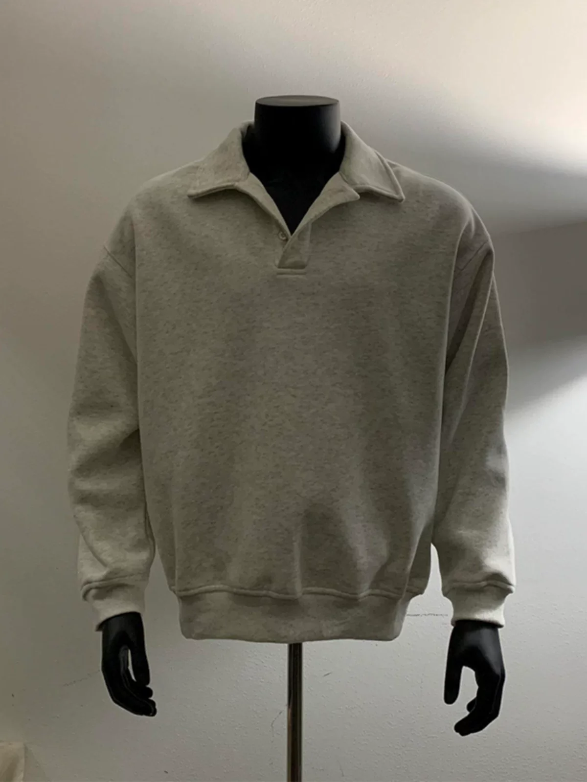 Sweatshirt style polo shirt jacket gray