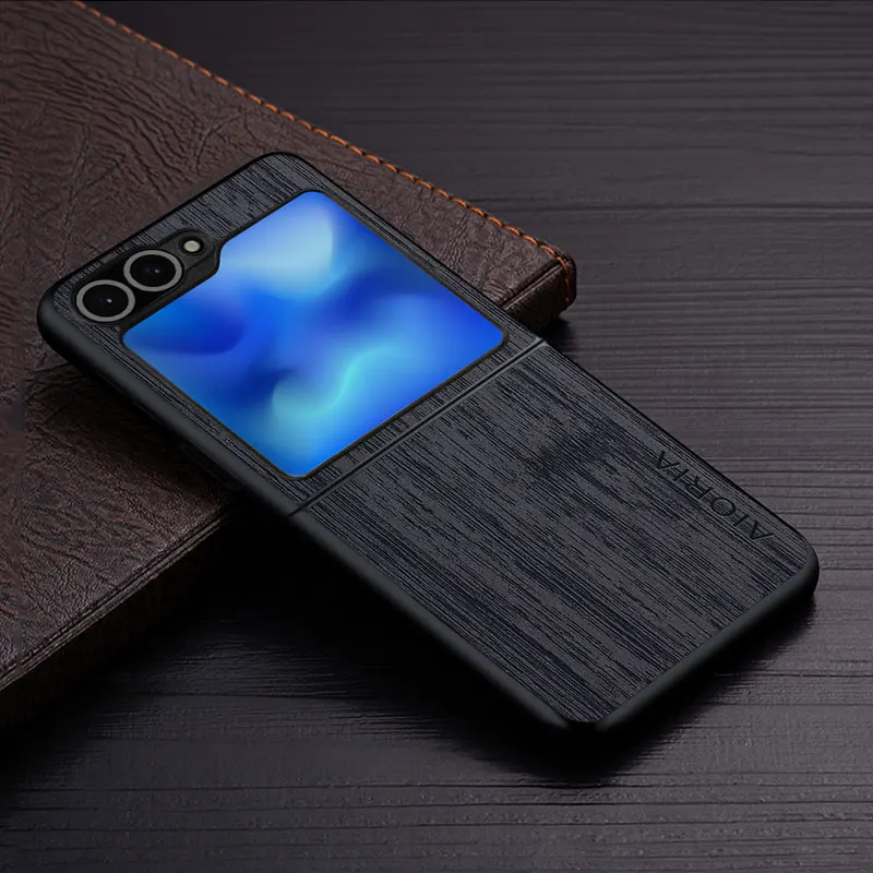 Luxury Bamboo Wood Pattern Leather Phone Case - Elegant and Stylish Design