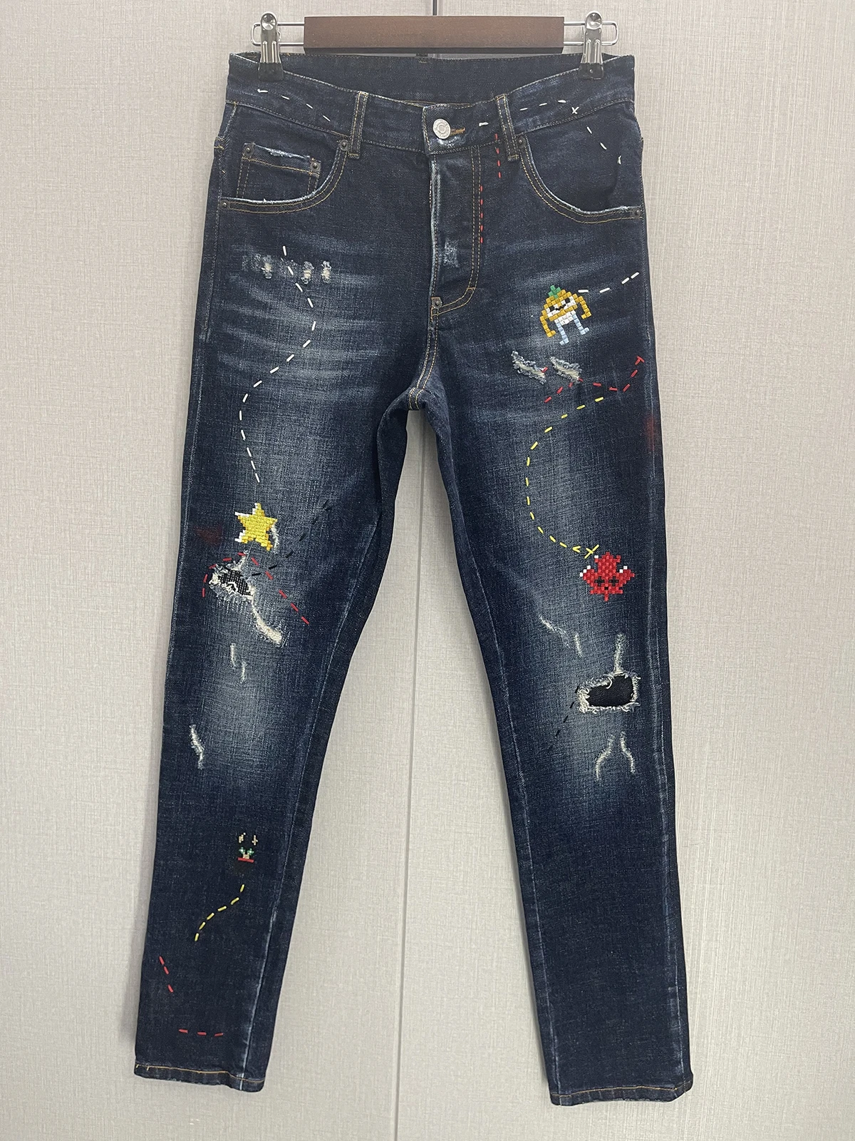 

2024 New D2 Jeans Fashion Men's Washed, Worn, Micro Elastic Paint, Speckled Ink Fashion Brand Slim Fit Feet Pants Men