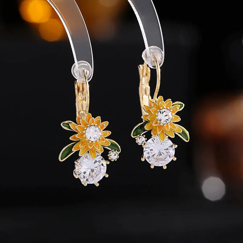 

Cubic Zirconia Sunflower Dangle Earrings for Girls Gold Plated Luxury Brand Jewelry Women Fashion Wedding Earings
