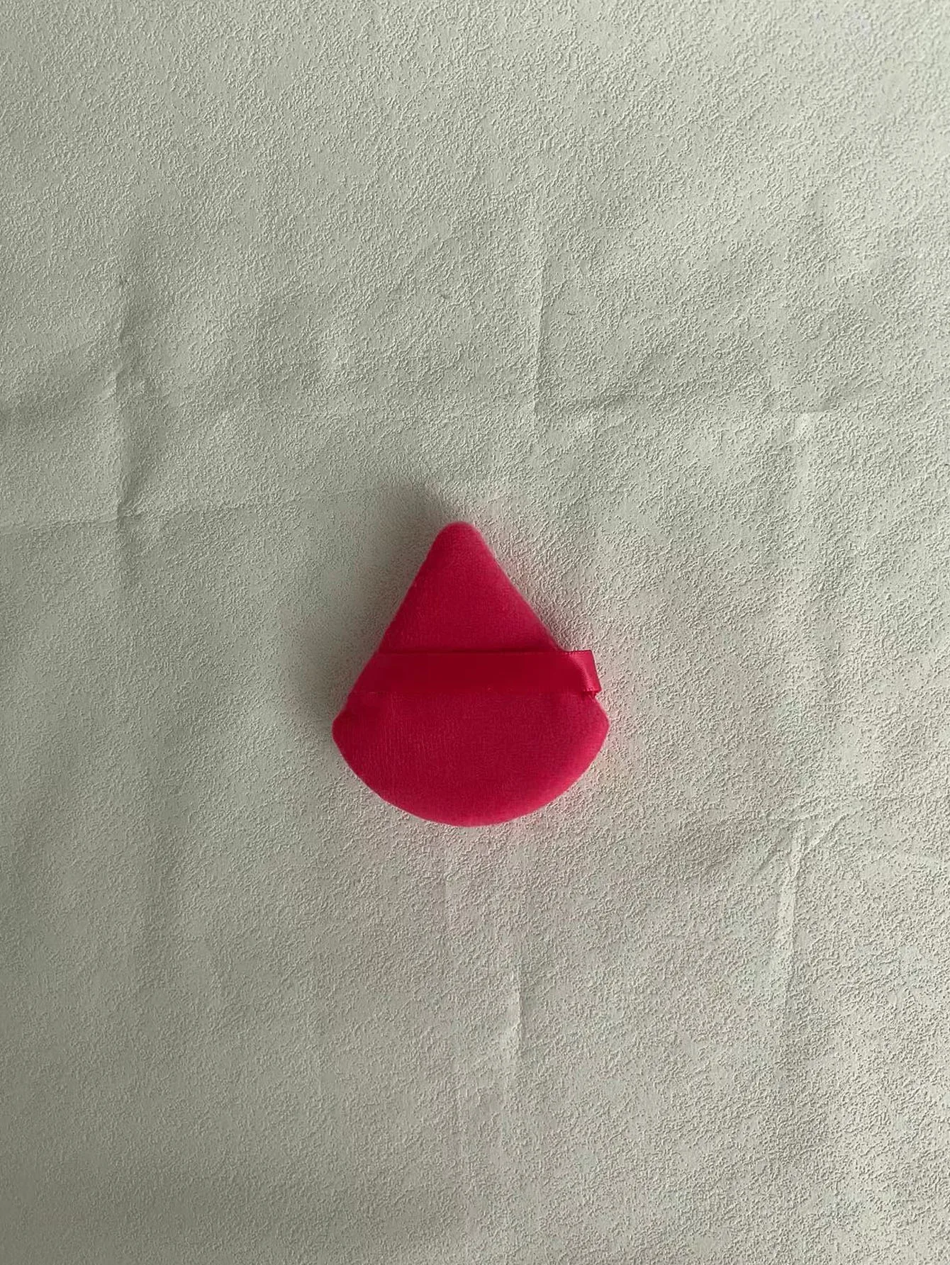50pcs Soft, Multi-Color Flocking Powder Puffs - Non-Absorbent Design