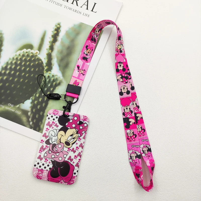 سوار تعليق وحامل بطاقة (Card Holder) بتصميم ميني م...