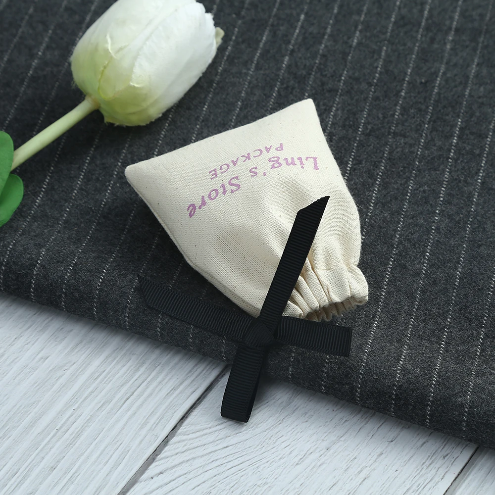 100 Personalized Logo Custom Nature Cotton Drawstring Bags Jewelry Pouches Packaging Chic Wedding Favor Bag with Black Ribbon