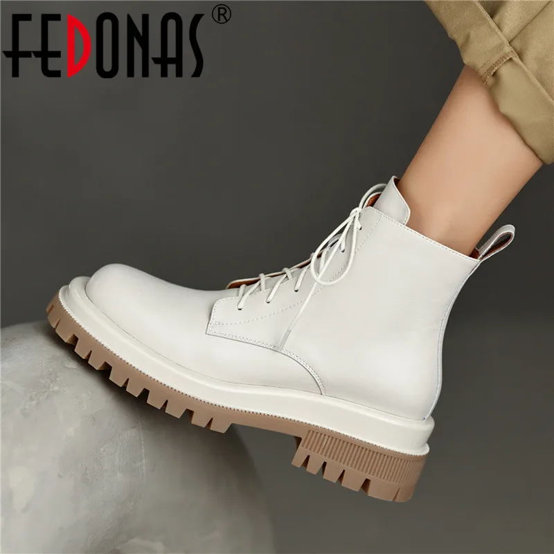 

FEDONAS Popular Cross-Tied Women Ankle Boots Genuine Leather Thick Heels Side Zipper Casual Outdoor Shoes Woman Autumn Winter