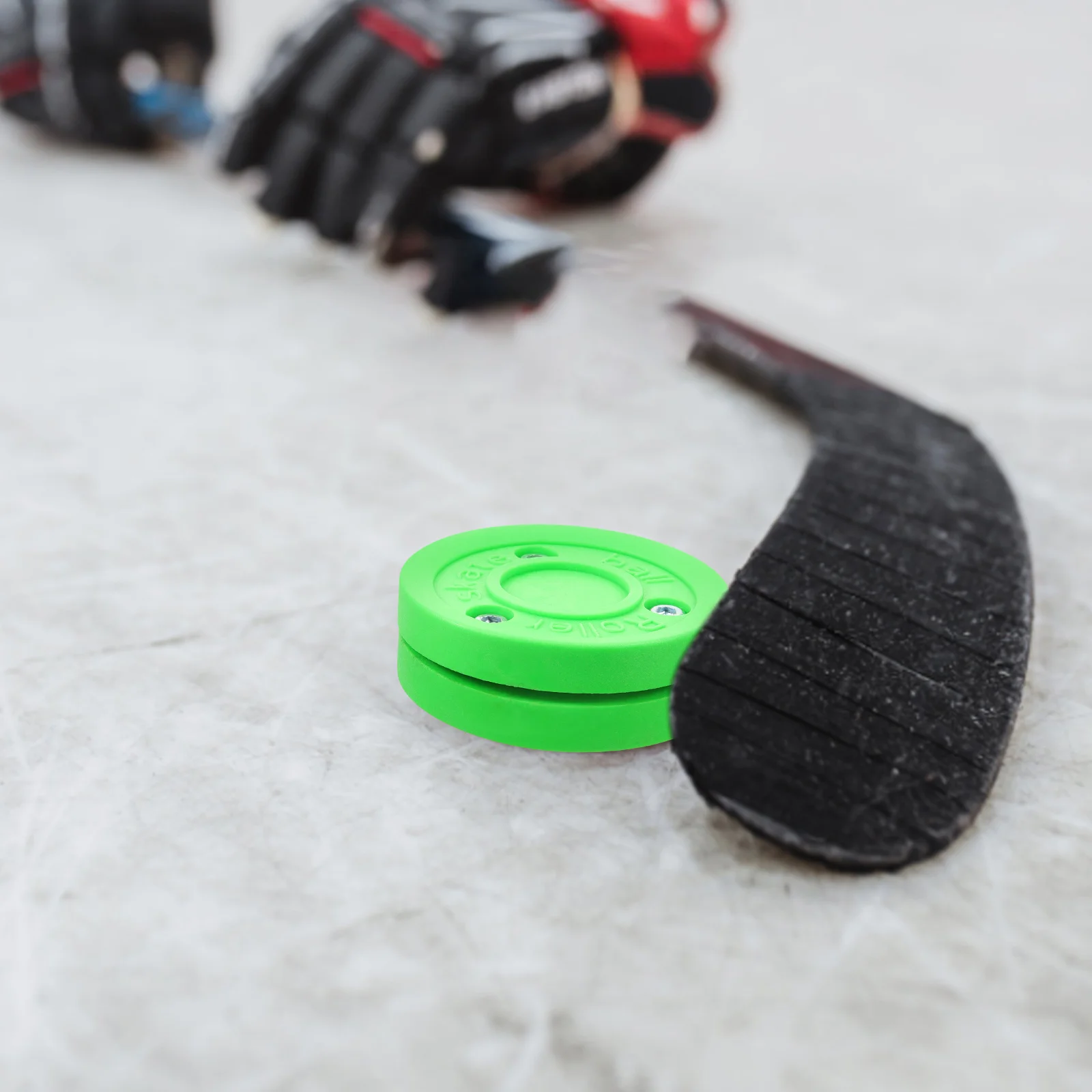 

Training Hockey Puck Plastic Training Puck Ice Hockey Puck Ice Hockey Sports Supply Multi-Functional Training Ball Accessory