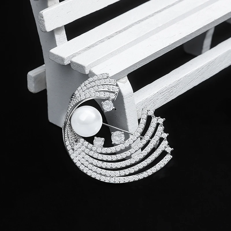 

YYSUNNY Fashion Imitation Pearl Brooches for Women Silver Color Brooch Pin Coat Suit Corsage Clothing Accessories Jewelry Gift