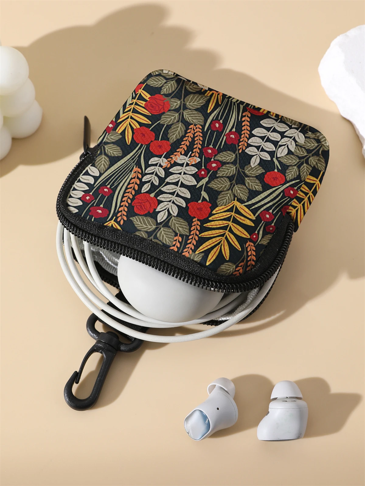 Large capacity coin wallets with plant patterns, digital printed coin wallets, and storage bags are ideal choices for gifts
