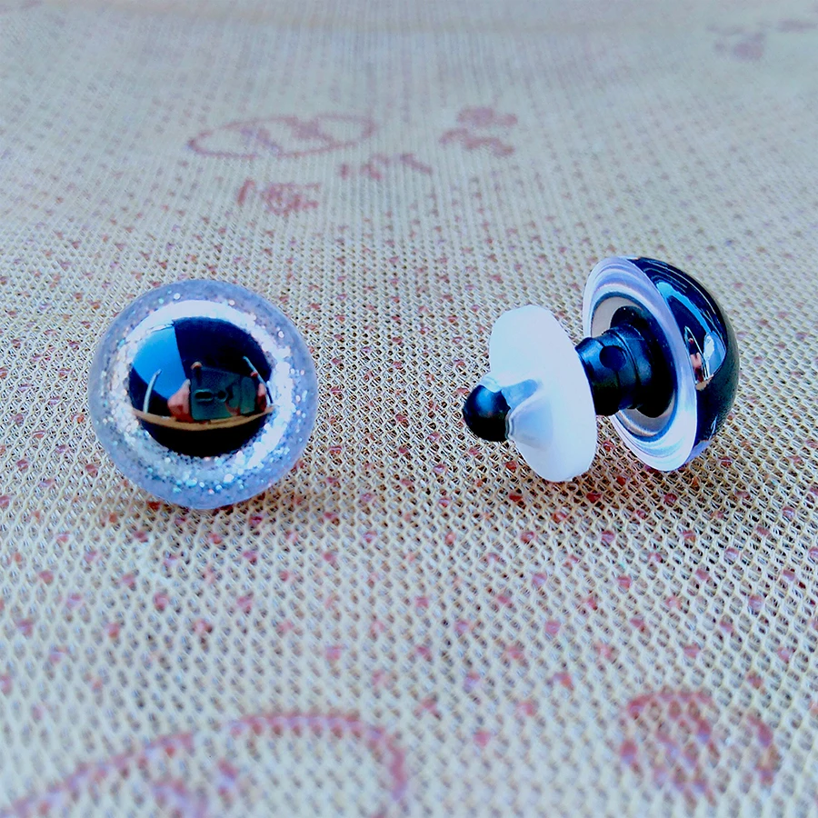Veiligheidsogen voor het haken van kattenogen 3D 21 mm - Set van 32 met Veiligheidsogen voor het haken van kattenogen 3D 21 mm - Set van 32 met