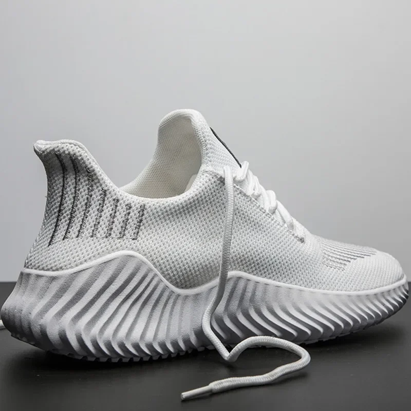 Men Soft Sport Shoes Breathable Mesh Running Shoes Comfortable Outdoor Lightweight Sneakers For Men