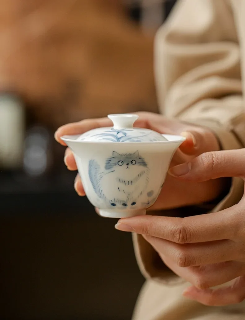 Description Picture 2 of itemHand Painted Cute Cat Jade Porcelain Gaiwan Set For Tea Chinese White Tureen Bowl Kung Fu Tea Chawan Cups Tea Ceremony
