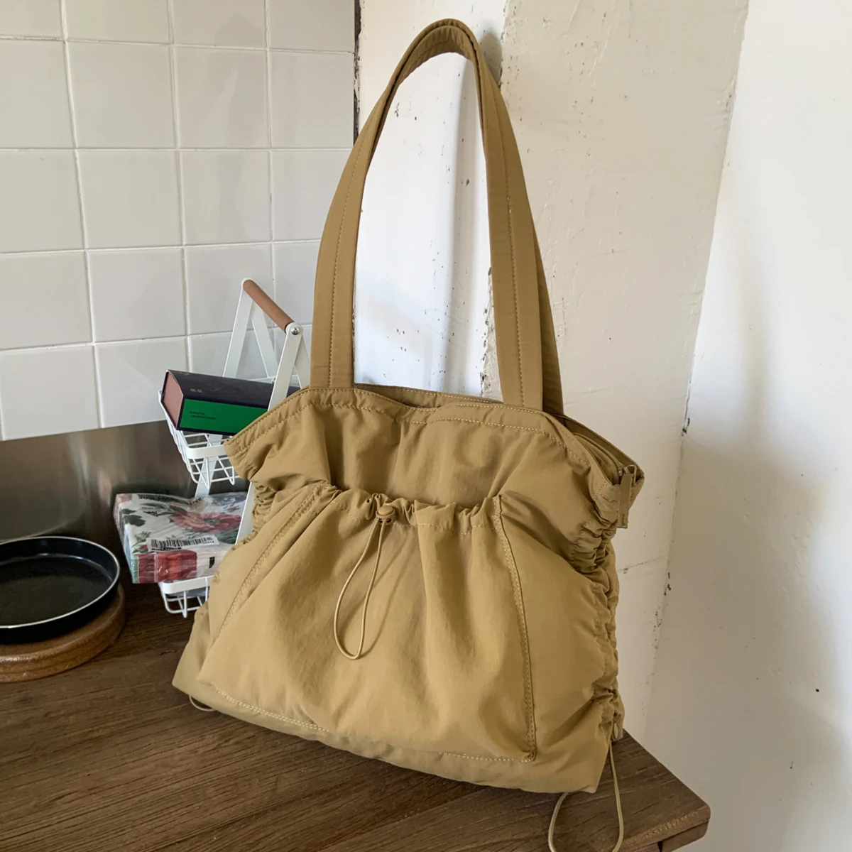 Casual Large-Capacity Bag Women's Summer Fashion Shoulder Bag Mommy Bag Lightweight Travel Bag Tote Bag Canvas Handbag Shopping Hiking