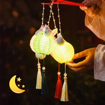 Lanterna di coniglio Luce a LED Lanterna per festival di metà autunno Confezione di materiali decorativi fatti a mano fai-da-te Piccola lampada intrecciata in bambù con nappa 1