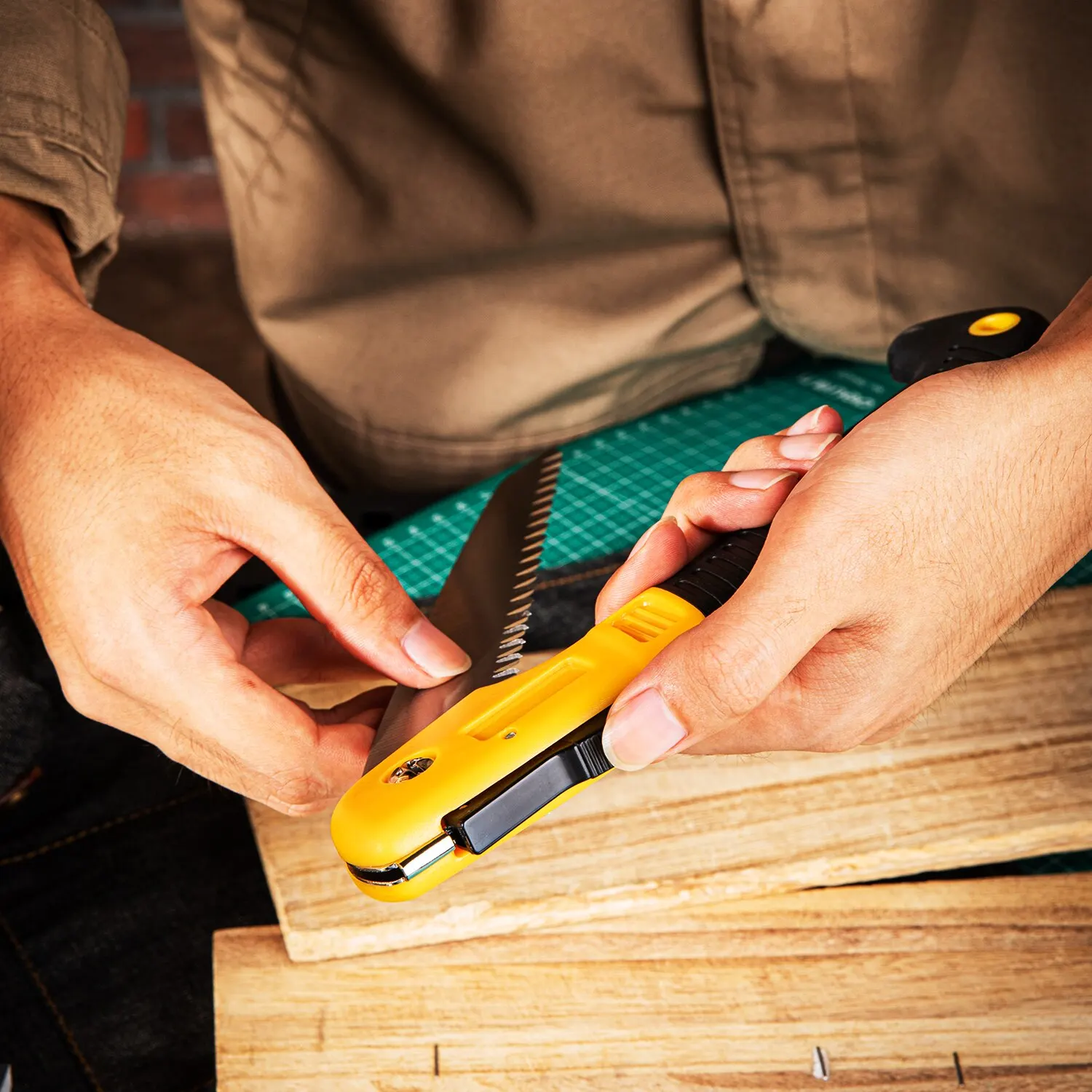 Folding Saw Deli 180mm Wood Cutting Folding Mini Saw Grafting Pruner for Trees Chopper Garden Tools for Woodworking Knife Hand Saw handheld saw
