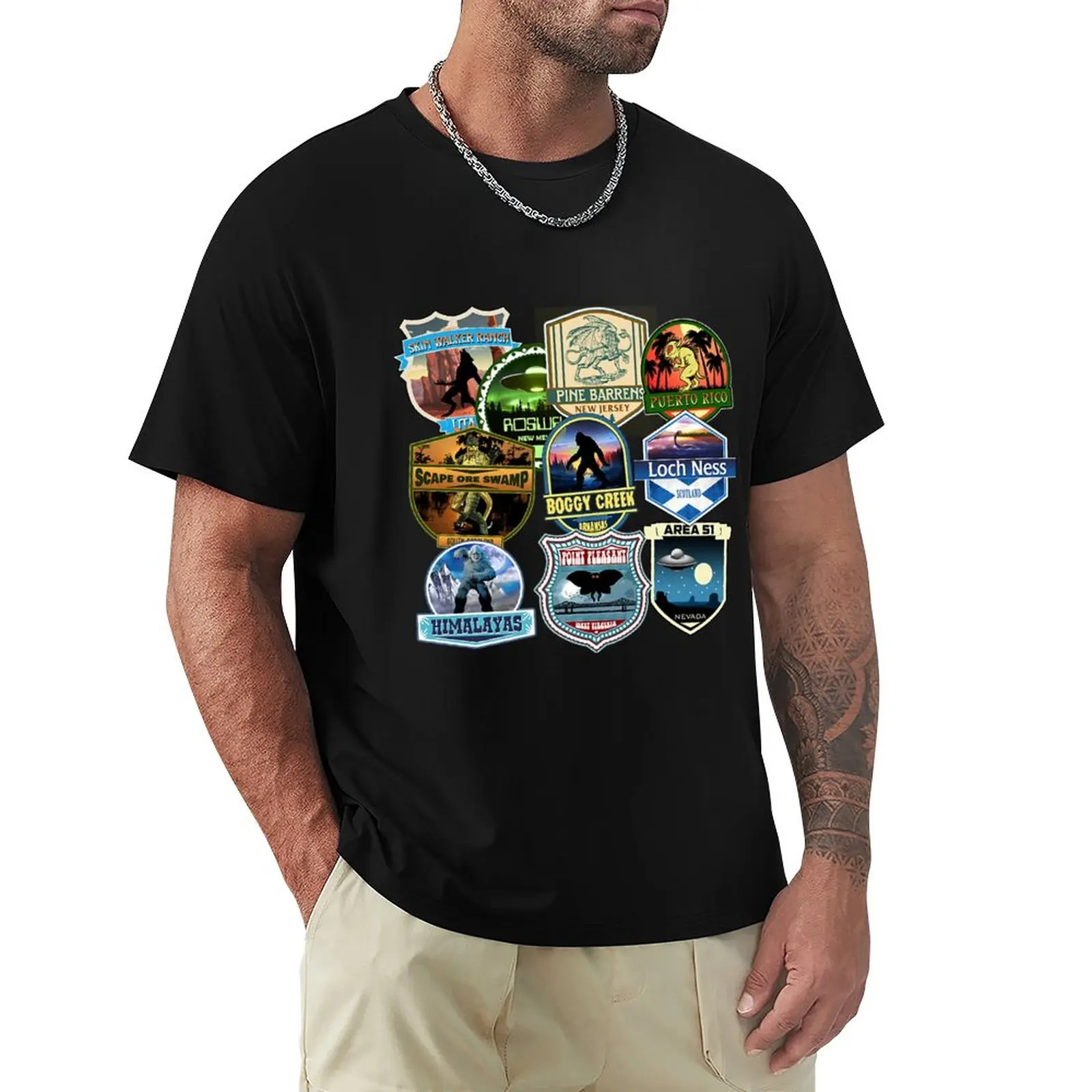 Cryptids T-Shirtcryptid Travel Badge Collection T-Shirt Abbigliamento Vintage Maglietta Da Uomo Nera