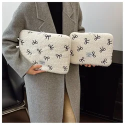 Sleek & Versatile Protective Laptop Sleeve (Multiple Sizes) for 13-14inch (White)