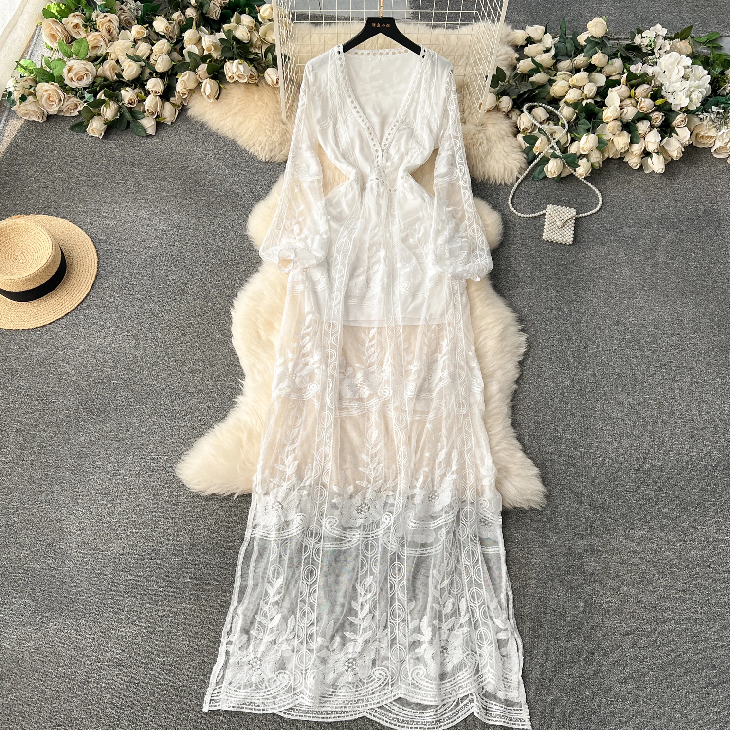

Винтажное длинное кружевное платье с вышивкой, сексуальное тонкое женское платье с глубоким V-образным вырезом, длинное пляжное платье для отпуска с длинным рукавом