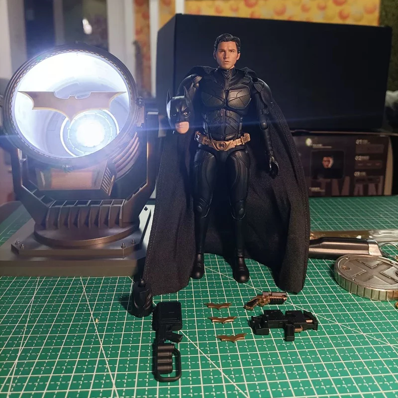 

Genesis Die King Toys Anime Bell Batman Figure Toy Action Figurine Standard Edition Deluxe Edition Batlight Floor Dc Doll Gift