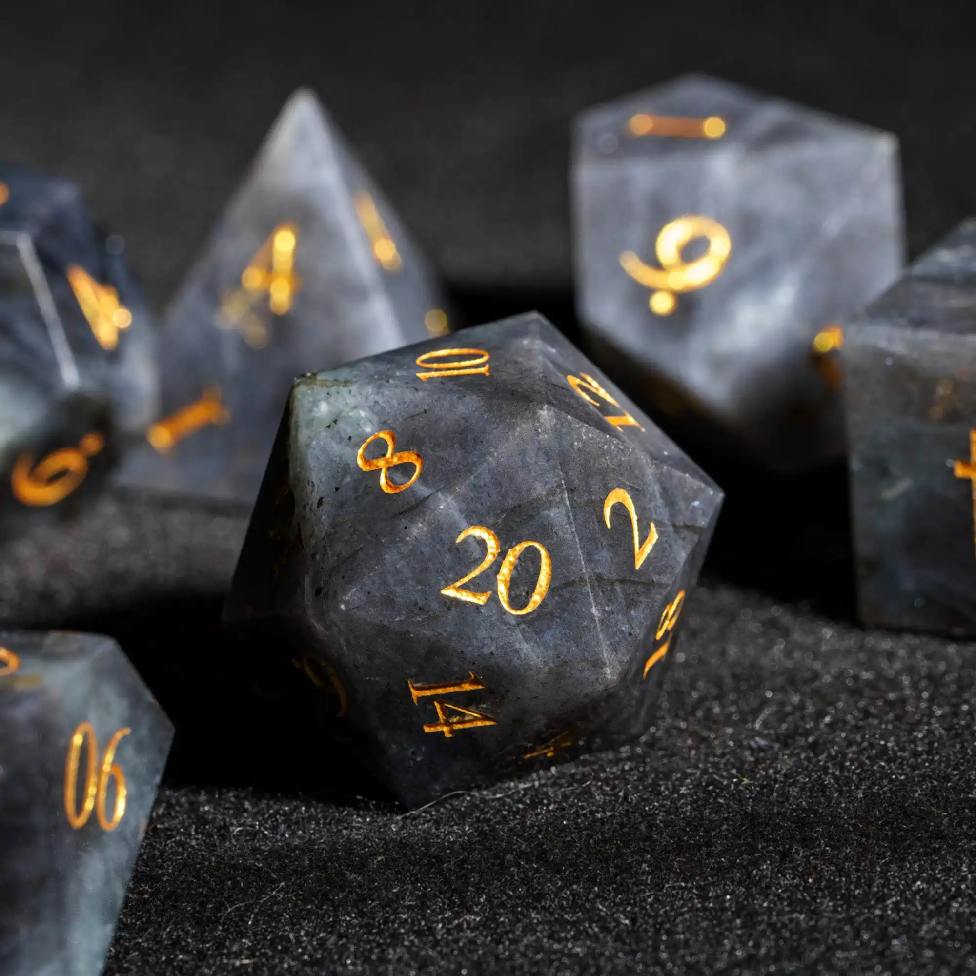 Cusdie 7Pcs Handmade Sun Stone Dice 16mm Polyhedral Dice Set with Leather box Gemstone Dices for Collection-Labradorite