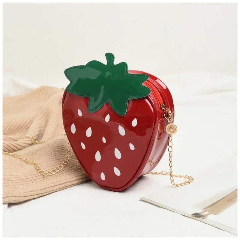 Women Shoulder Bag Strawberry Shape Pu Leather Chain Crossbody Girls Cute Fruit Purses and Handbag