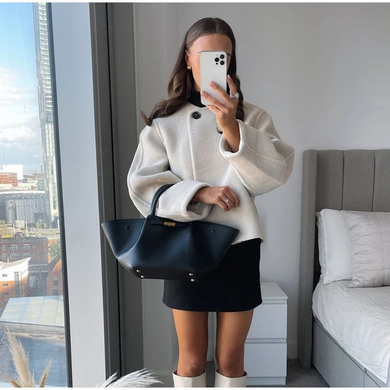 Elegant Solid Woolen Blend Jacket For Women Fashion Button O-neck Long Sleeve Coat New Autumn Winter Commute Warm Outwear