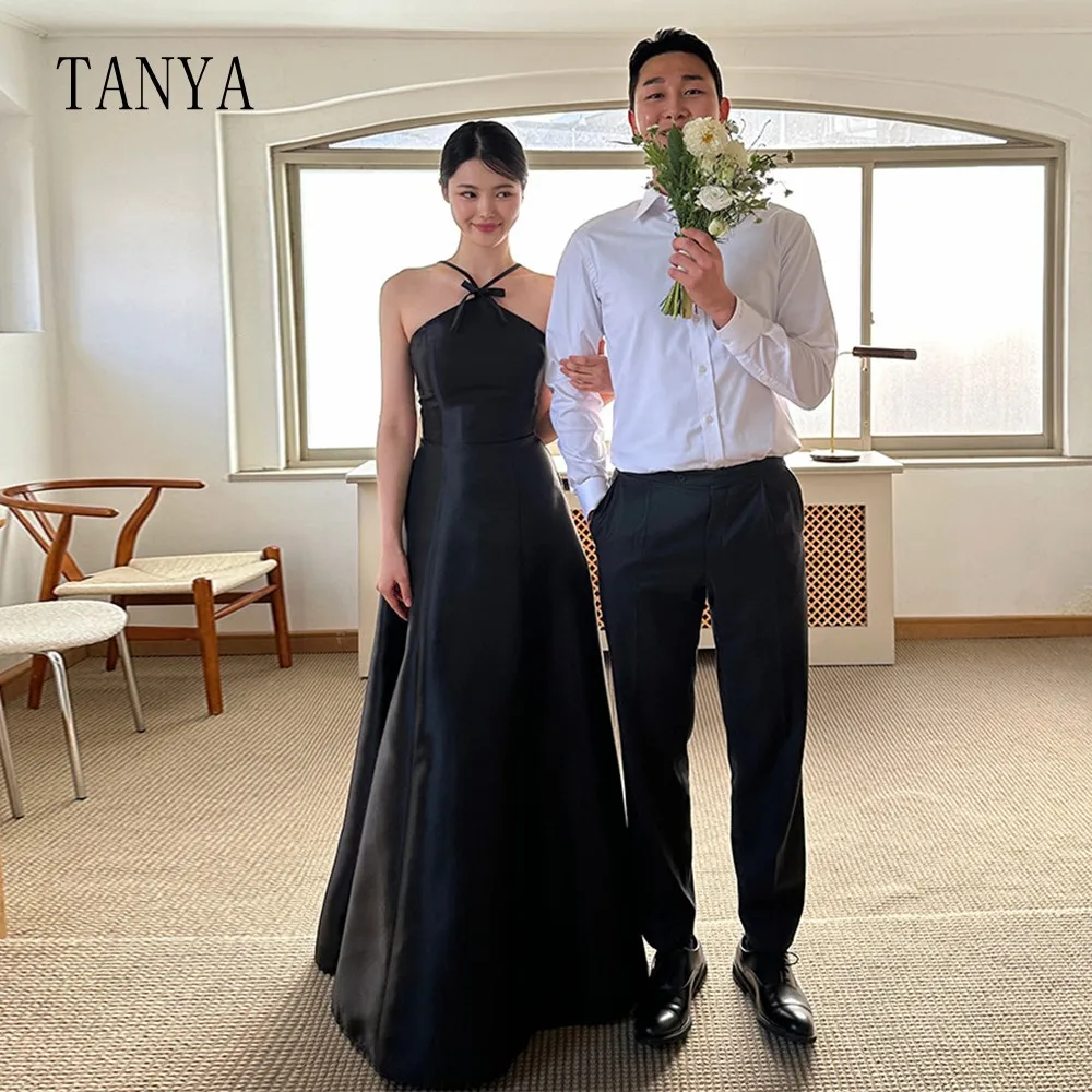 Elegant Satin Wedding Dress For Women Halter Neck Sleeveless A Line Floor Length Korea Wedding Photoshoot Simple Bridal Gown