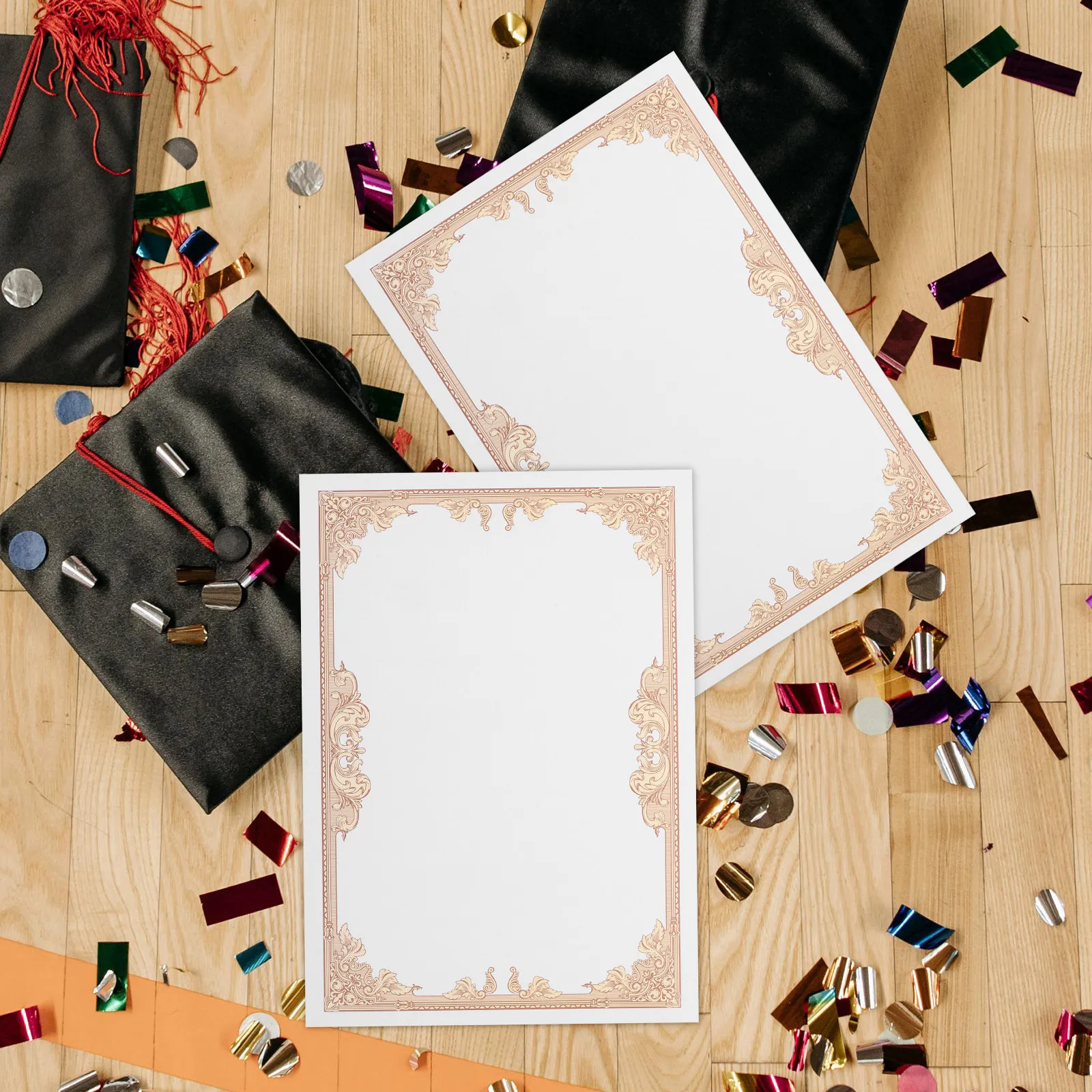 30Pcs 빈 인증서 용지 학위증 내부 용지 쓰기 가능 부드러운 마감 학술상 학교용 우아한 디자인