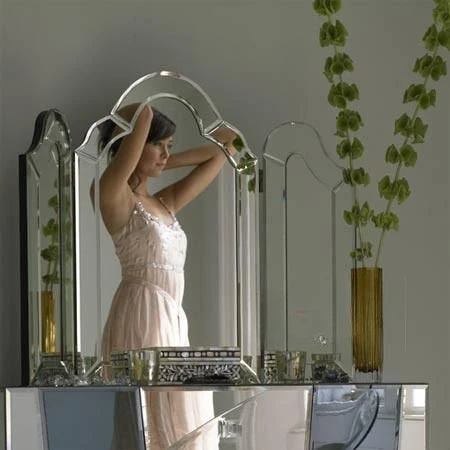 European dressing table makeup modern desktop three-sided dressing Princess mirror home