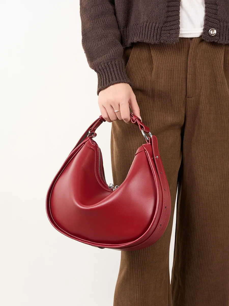 18595-8f4a91.jpg High-Quality Genuine Leather Handbag