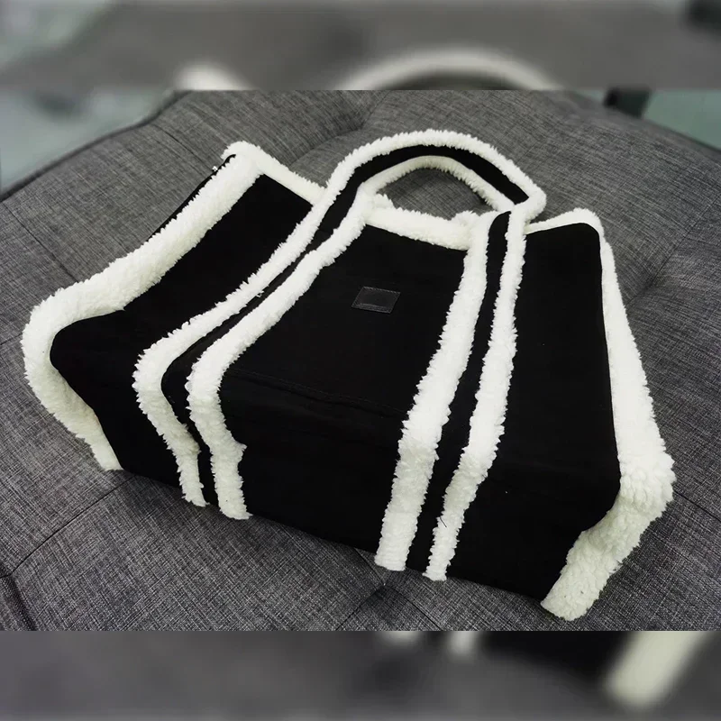 حقيبة كتف Motion Tote يومية ذات سعة كبيرة من القطي...