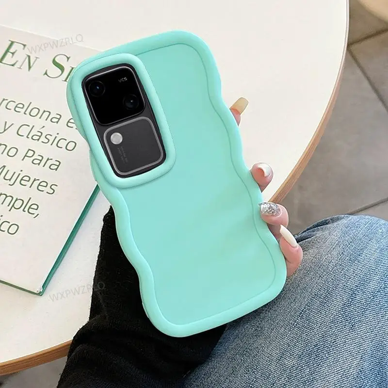 Wave Design Silicone Shock-Absorbing Phone Case in Solid Color