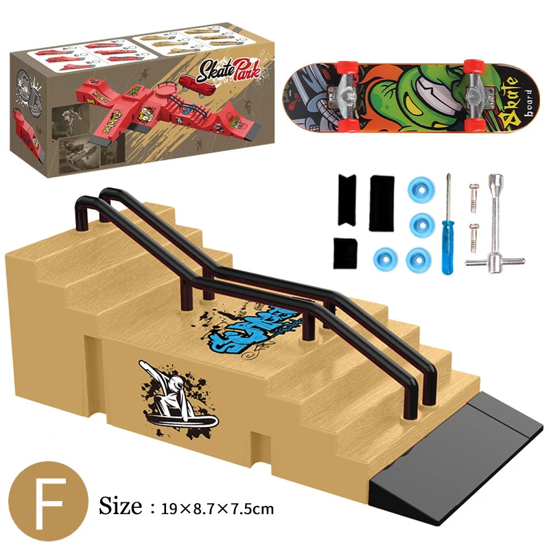 Giocattoli sportivi da dito per bambini Gioco di skateboard da dito Parco Sito Passo Rampa Puntelli di scena Mini set di skateboard con punta delle dita Regalo Giocattoli per adulti