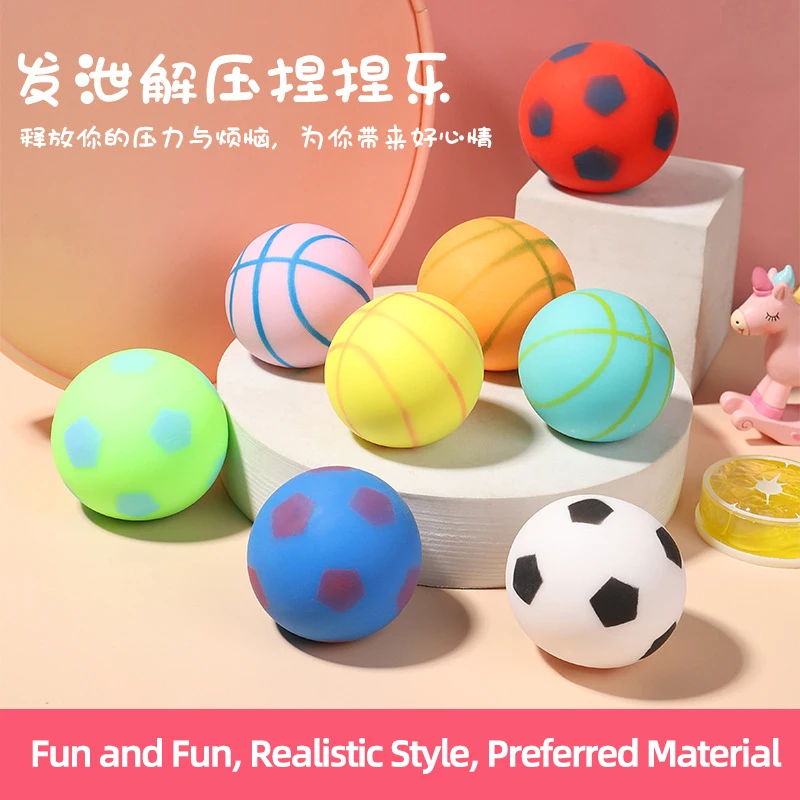 

New TPR football vent ball emoticon prank toy Flour Pinch music stress relief ball gift Random color 1 pcs K54