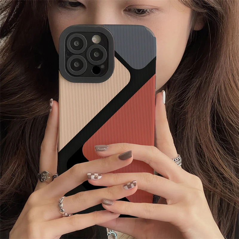 

Patchwork Color Block Triangle Phone Case For iPhone 11 12 13 14 15 Pro Max 15 14plus 12 13Mini X XR XS Max 7 8 Plus Soft Cover