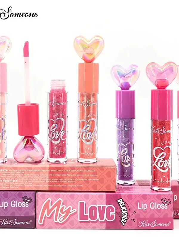Description Picture 4 of item6 color fruit lip curling oil, a moisturizing lipstick, can prevent dry lips. It comes with a moisturizing agent