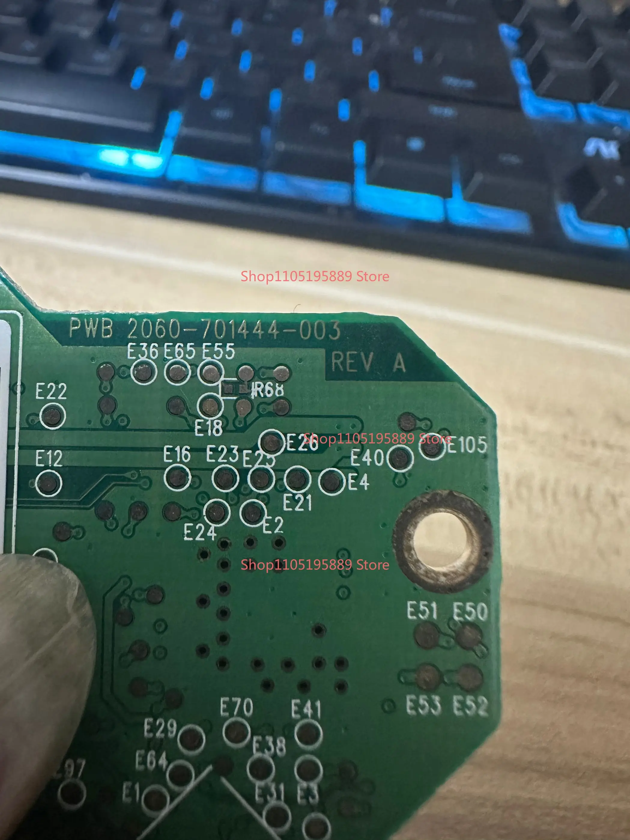 원래 번호판 번호용 2060-701444-003 REV A