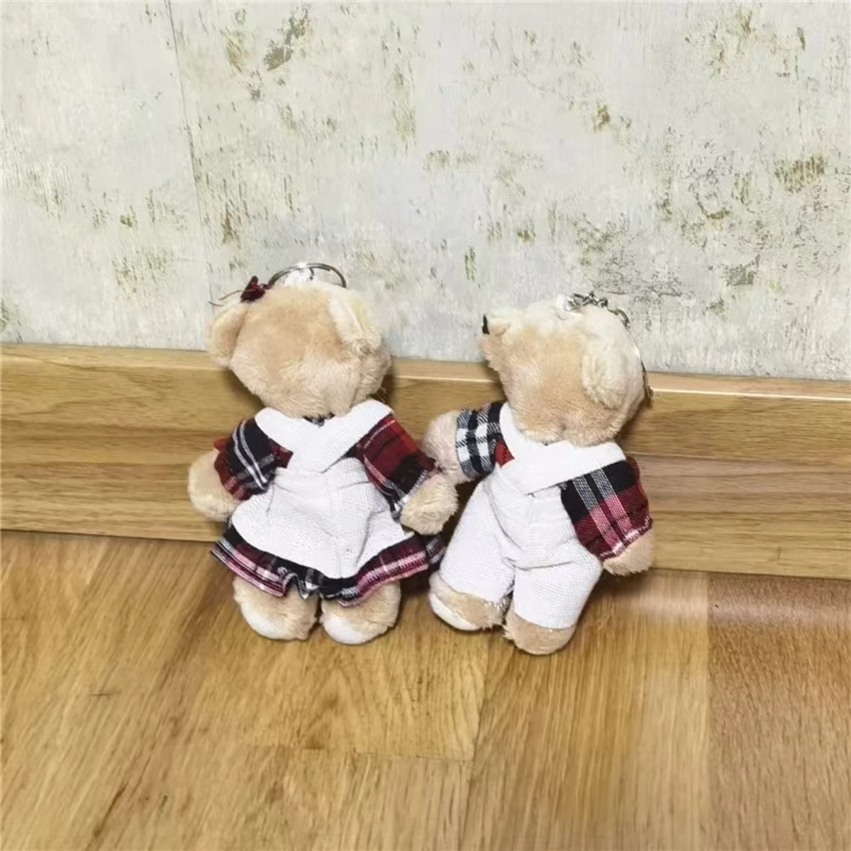 Bear keychain 10cm with changeable clothes interactive plush toy for bag car decor