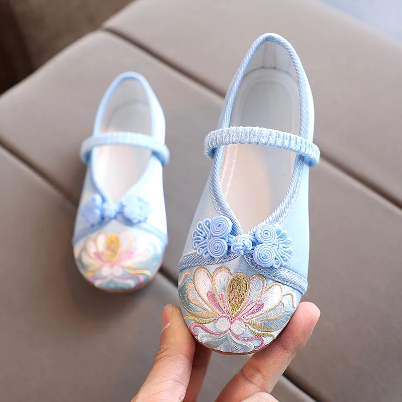New Handmade Embroidery Kids Shoes Chinese Style Cloth Surface Shoes for Girls Elegant Traditional Flower Pattern Hanfu Shoes