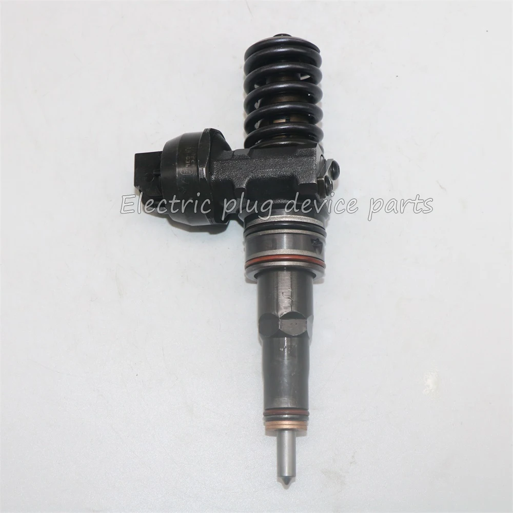 Originale 038130073As 038130080Bx 0414720232 038130073Br Iniettore Di Carburante Per Vw Caddy Golf 2.0 0414720224 0986441514 0986441564