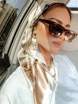 Nuovo Design estivo fazzoletto 90 * 90 cm Sciarpa da donna Protezione solare Foulard Scialle Hijab Capelli femminili Hijab Avvolge Fazzoletto da collo Bandanda 1