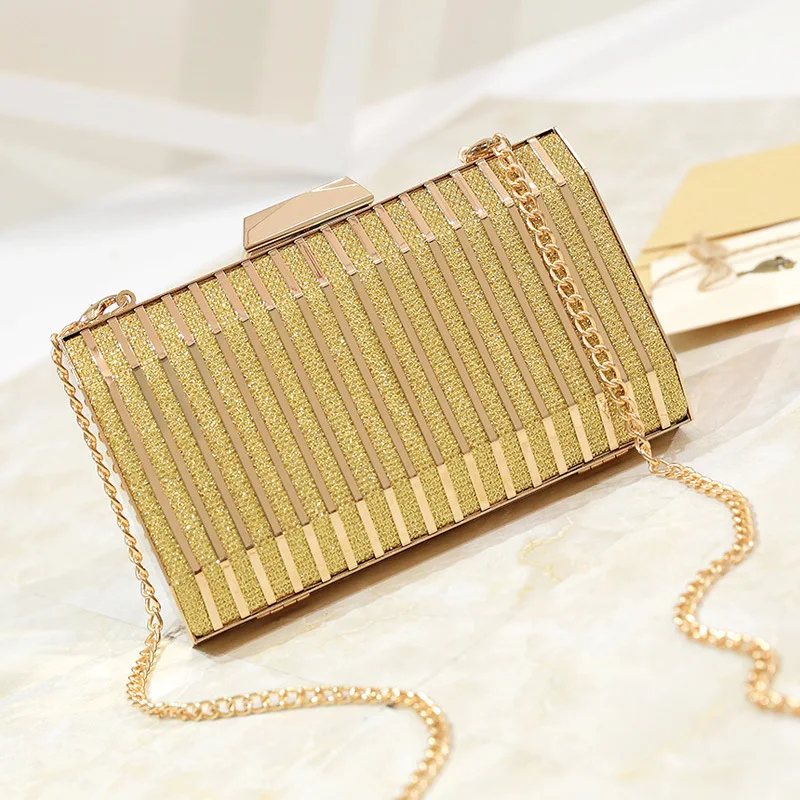 

Chikage Fashion Hollow Out Evening Bag Shoulder Crossbody Chain Small Square Bag Multi-function Exquisite Metal Clutch Bag