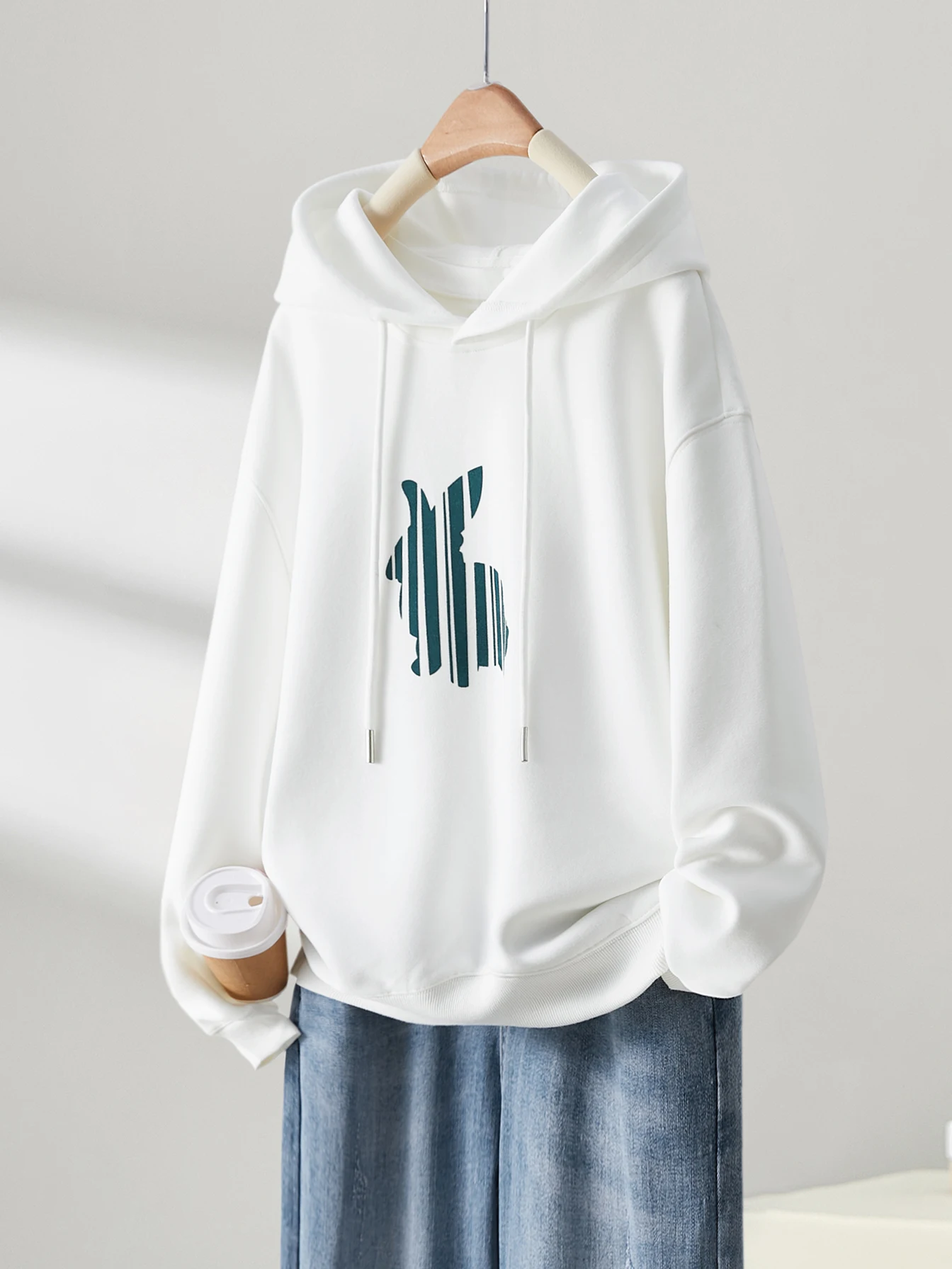 2024 Autumn New Women's Casual Sweatshirt Rabbit Elements Printed Hooded Sweatshirt Loose Simple Versatile Hoodie