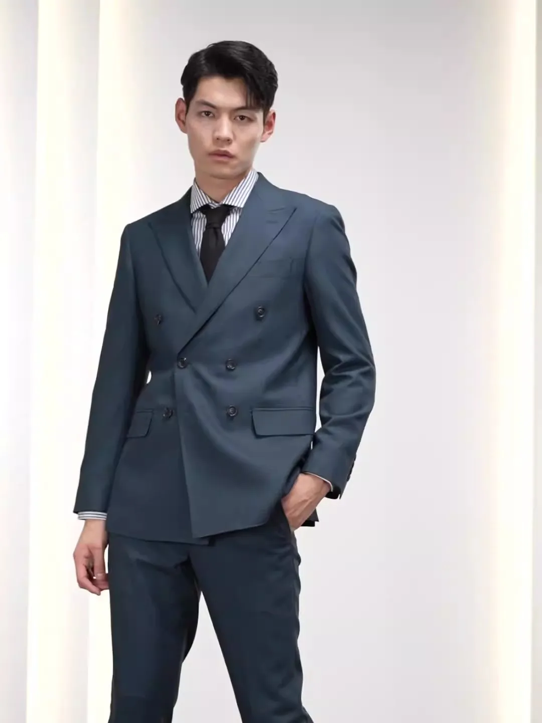 

Oo12341-Loose fitting casual men's suit, suitable for spring and autumn