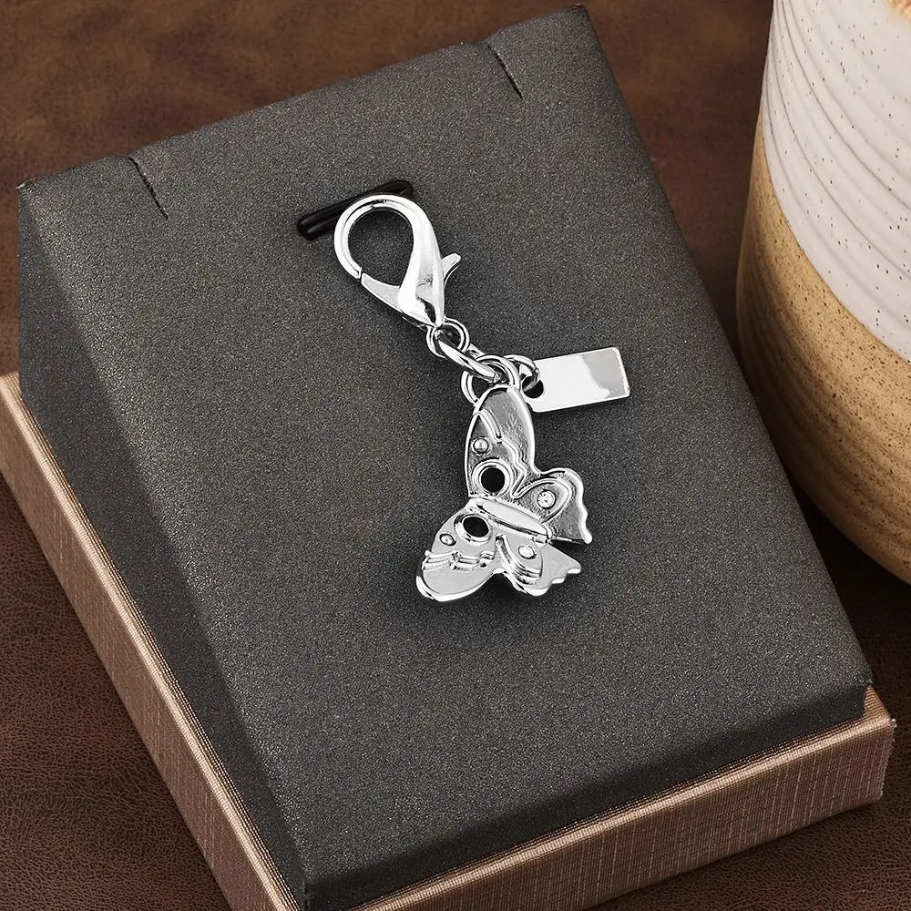 Neuer exquisiter Schmetterlings-Anhänger in Herzform, hochwertiges Taschenaccessoire, Y2K-Kirsch-Schmetterlings-Schlüsselanhänger für Damen, Autoschlüsselanhänger – Detail 9