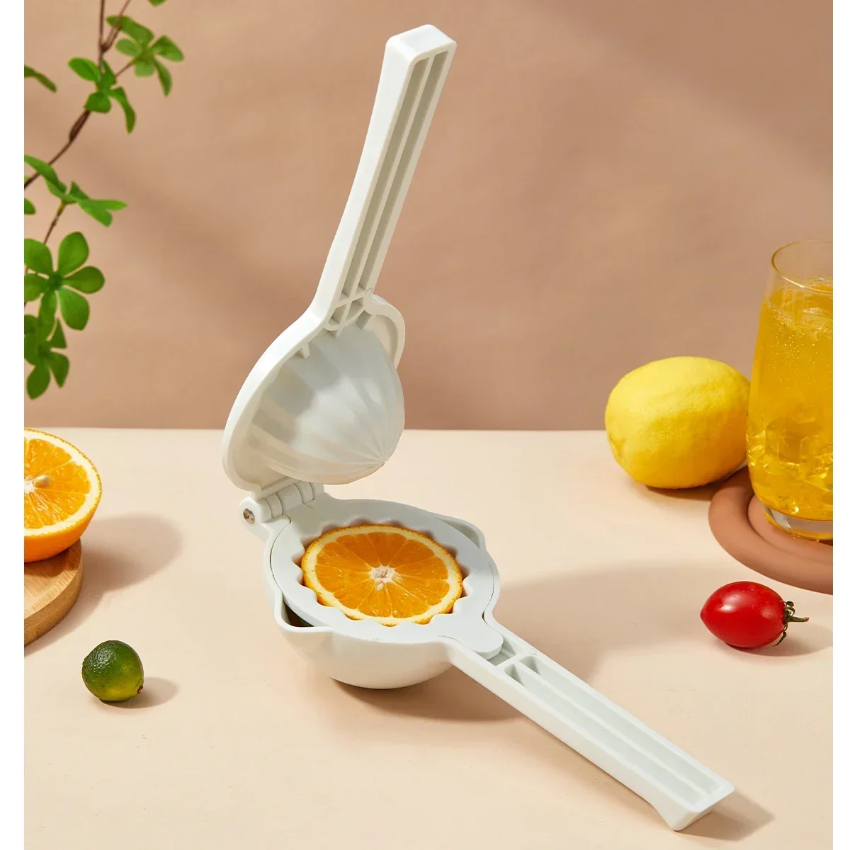 WORTHBUY Lemon Squeezer Plastic Citrus Press Kitchen Fruit Tools Manual Fruit Juicer Orange Fruit Extractor Hand Lemon Press