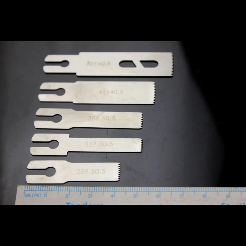 Orthopedic equipment, medical hand and foot external small swing saw blade, electric bone saw, alloy steel Bojin available saw b