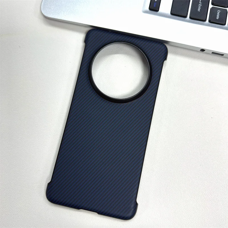 Ultra Thin Carbon Fiber Texture Magnetic Case - Hard PC Frameless Cover